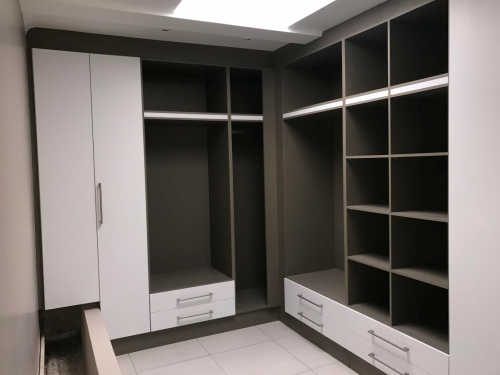 Cabinetry Dressing Room - Copy